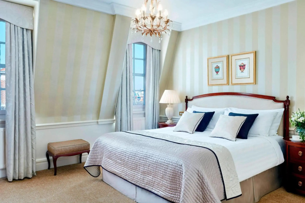 47 Park Street - Grand Residences by Marriott