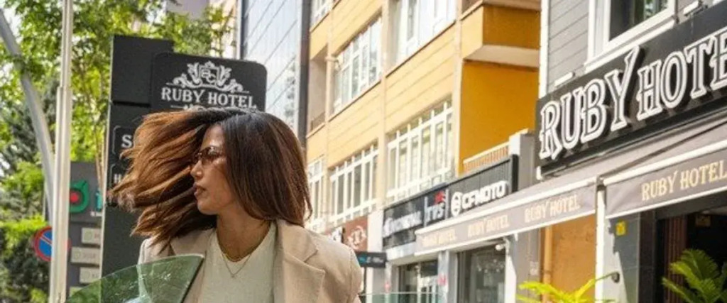 BÇ Ruby Hotel