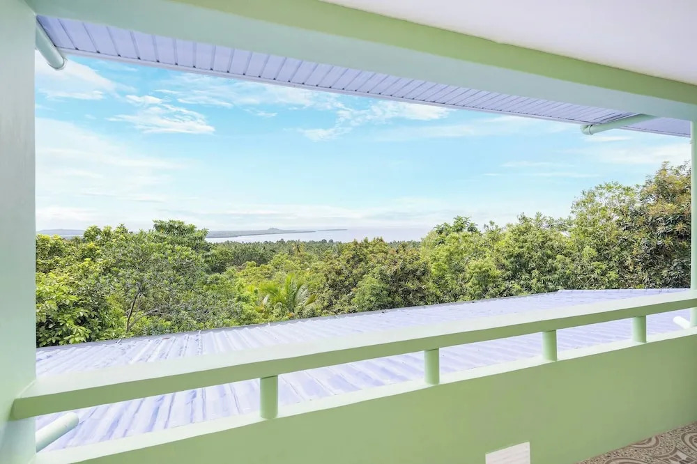Villa Jolam - Family Haven in an Island Paradise