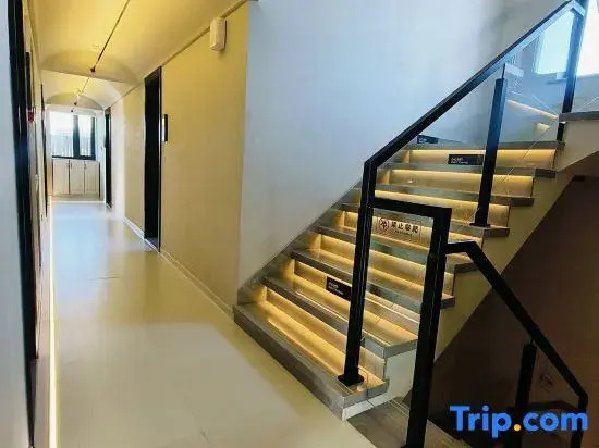 True Go Hotel