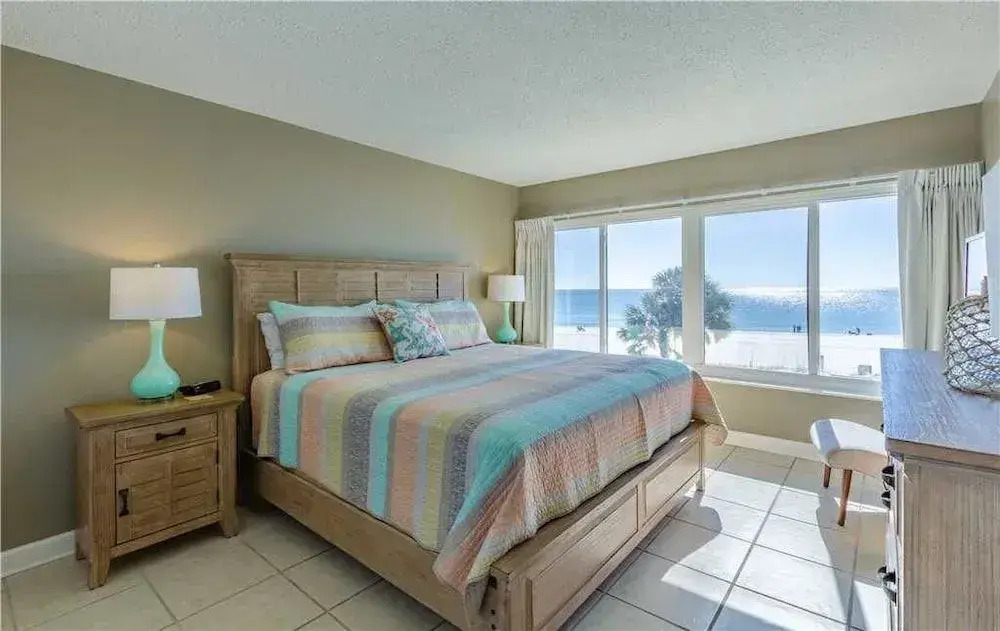 The Breakers 31 - 2 Br condo by RedAwning