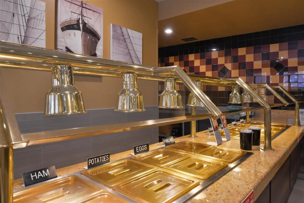 Best Western Plus Park Place Inn - Mini Suites