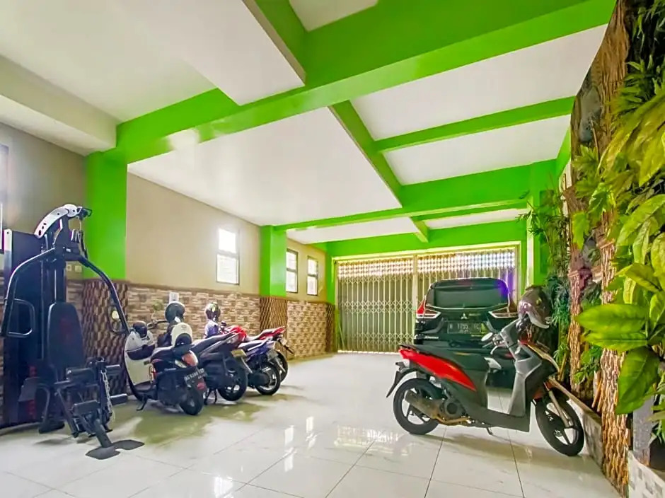 OYO Life 3103 Opo Homestay & Kost