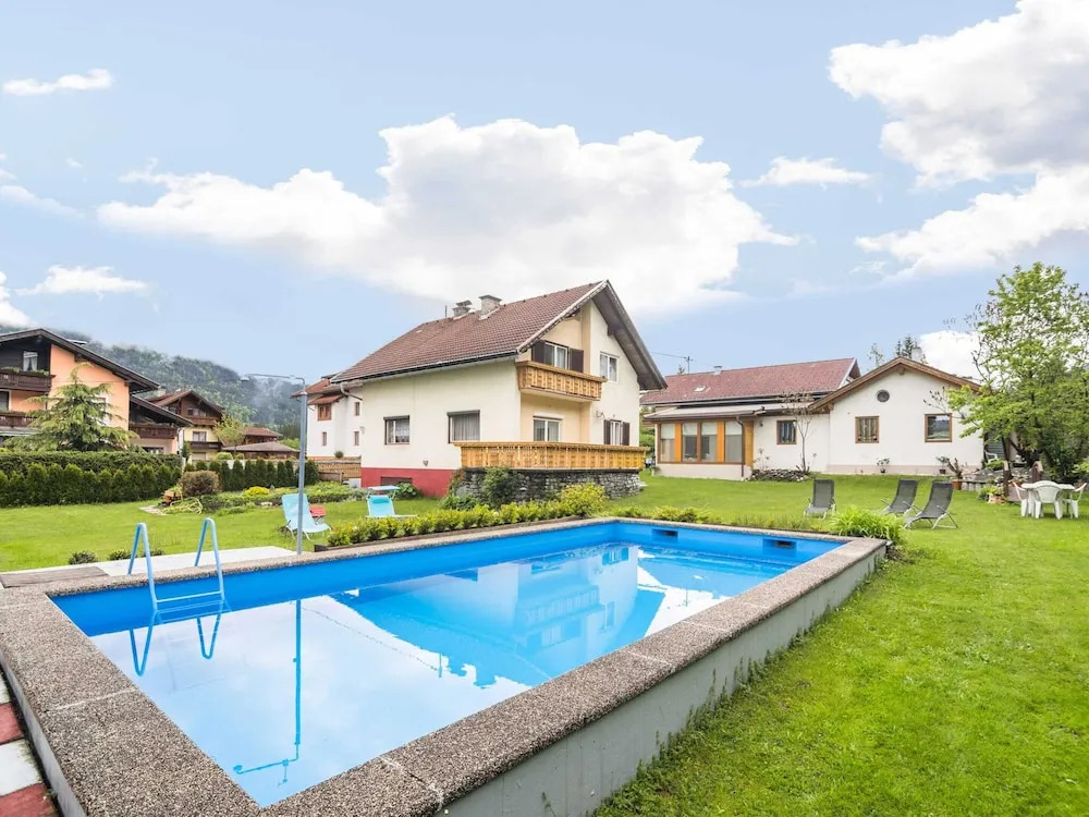 Apartment in Tröpolach near Ski Lift