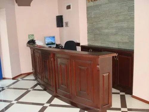 Twins Palace ApartHotel