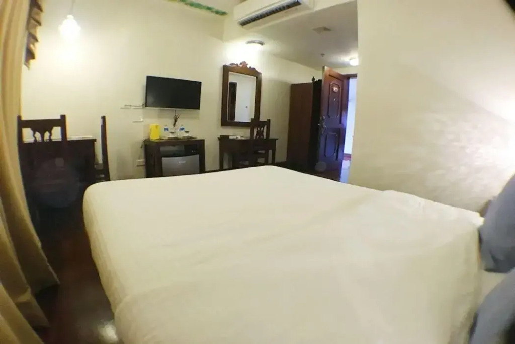 LaVie Hotel