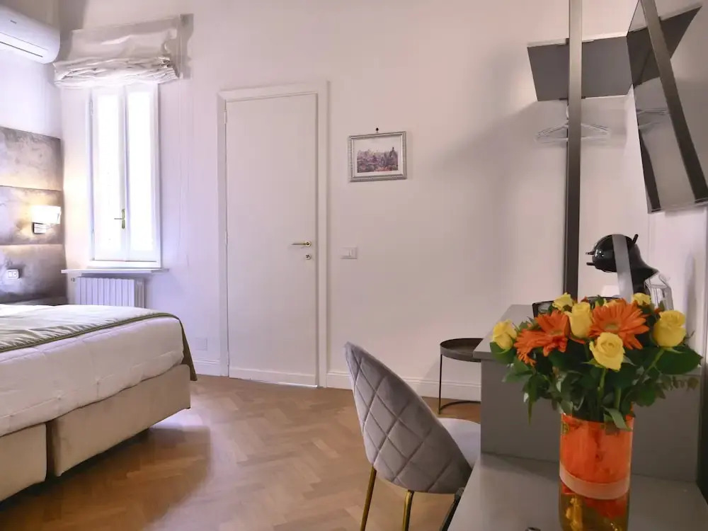 Helmirage suite Trevi