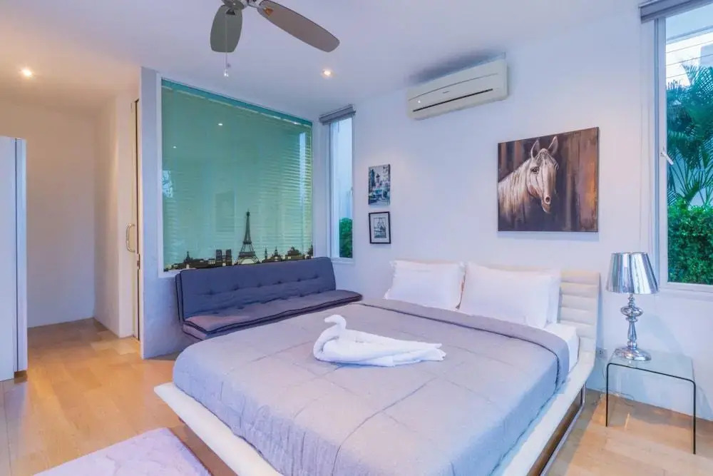 Luxury 3 Bedroom Villa, Sea View PM-A5