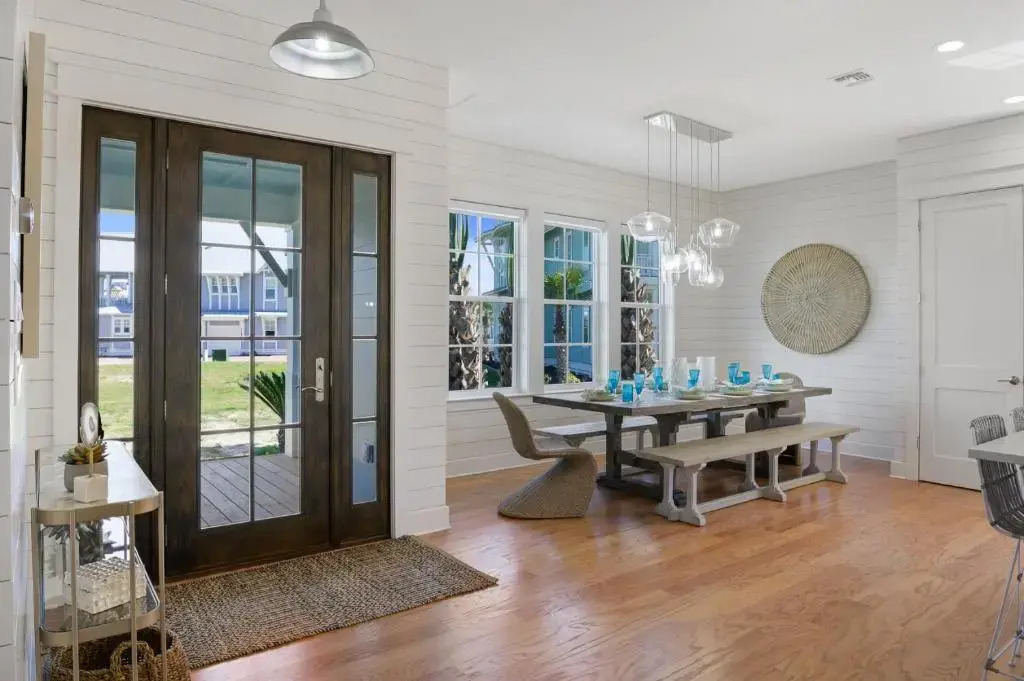 Capella at the Shore 208 RO