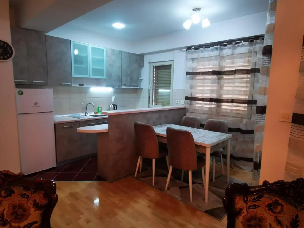 Splendid Two Bedroom Apartment Anastas Mitrev 25