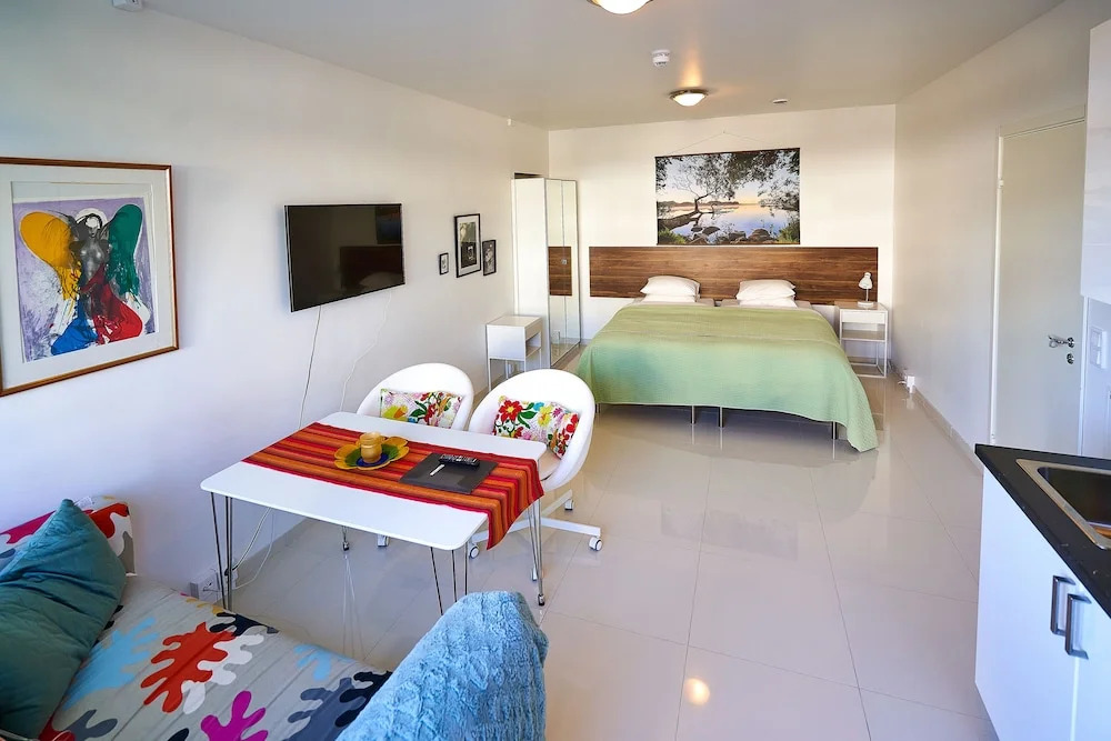 Staylong Hotel