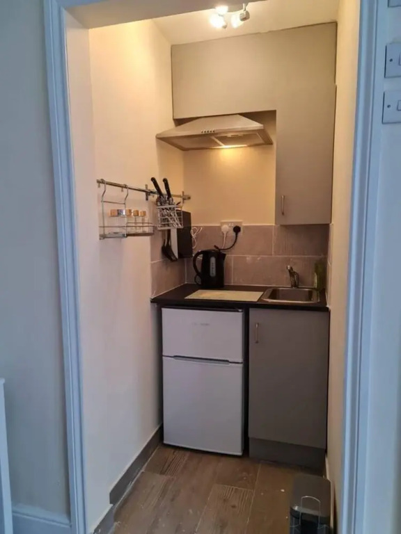 Stunning Studio in Reading Town Centre
