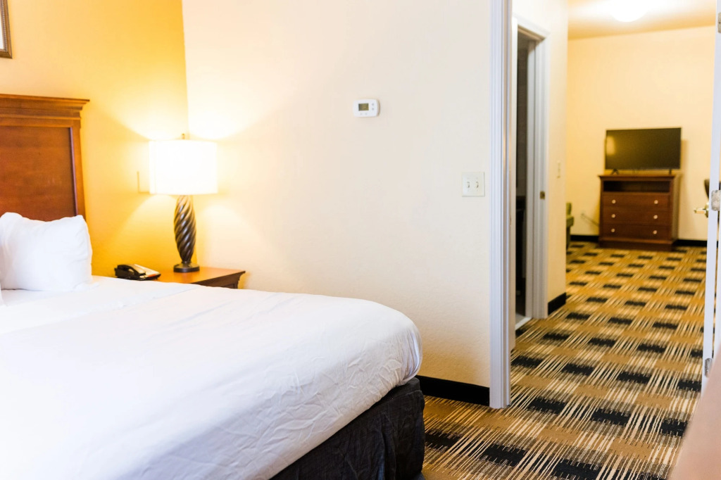 Country Inn & Suites by Radisson, Helen, GA