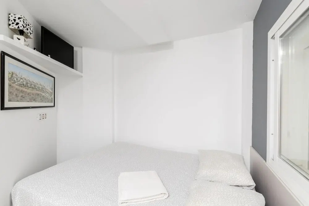 Beautiful and Modern Duplex Terrace 150 m From the Beach of Torre del Mar