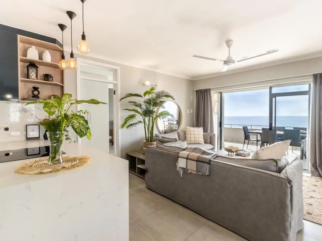 Beachfront Apartment Shakas Rock - Martinique, Pool, Ocean Views