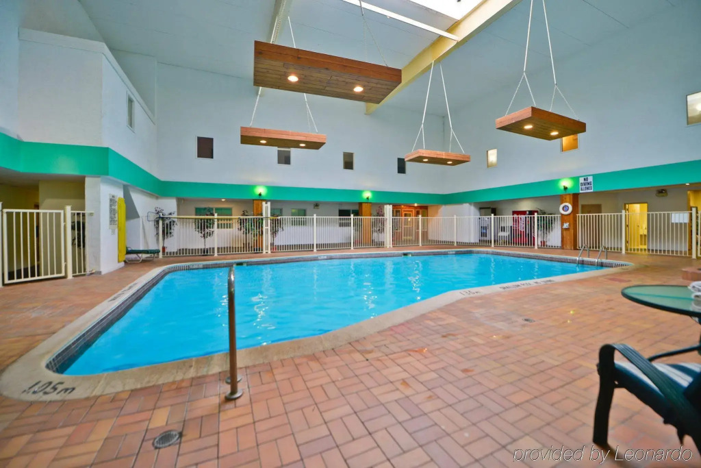 Best Value Inn & Suites Parry Sound