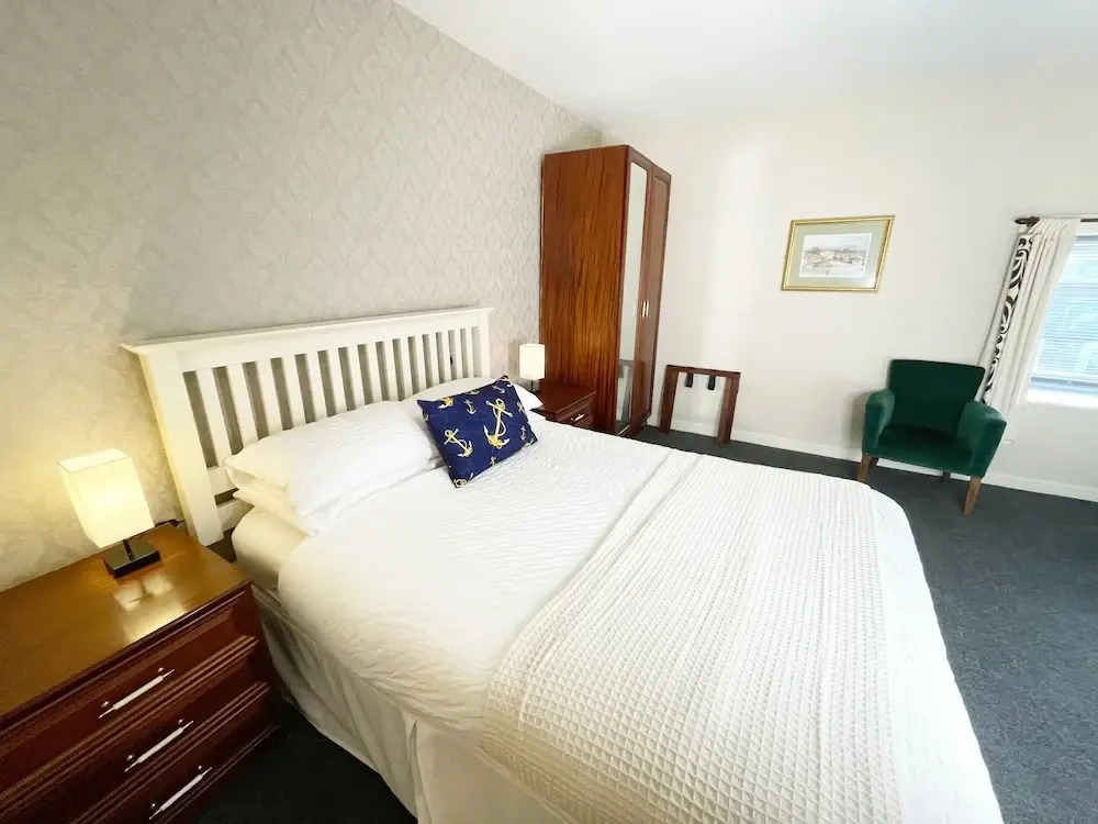 Anchor Hotel