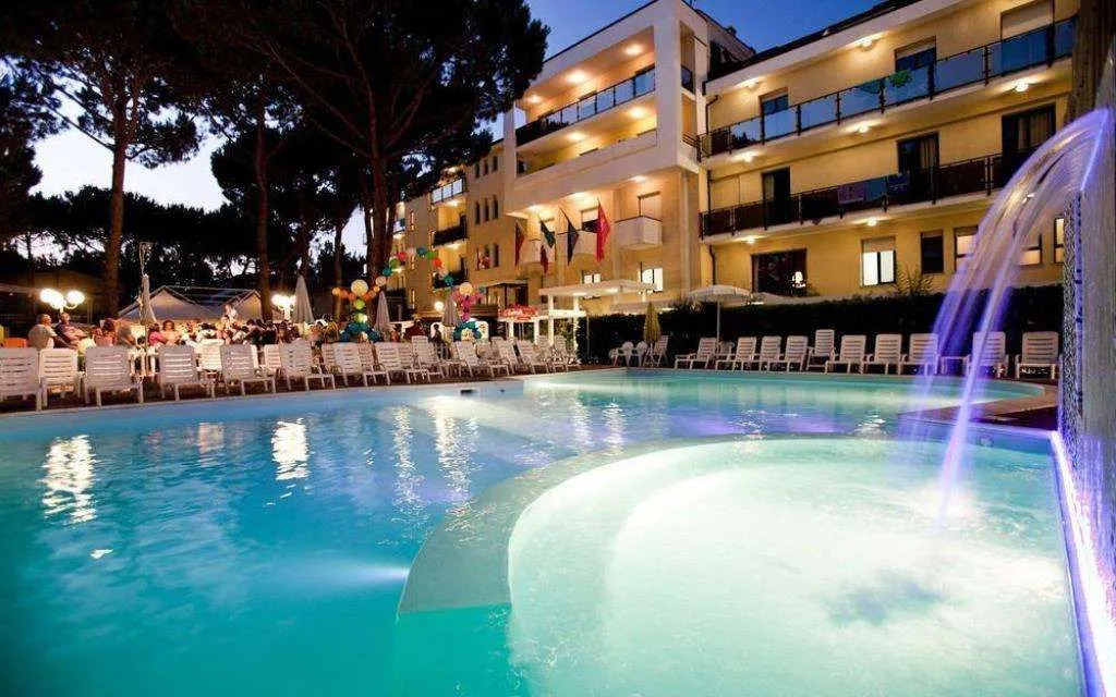 Executive Hotel Evolution - Spiaggia Inclusa