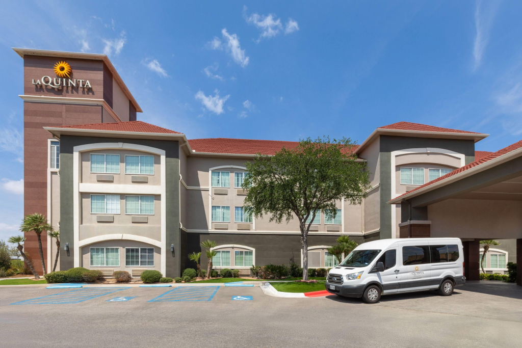 La Quinta by Wyndham Laredo Airport