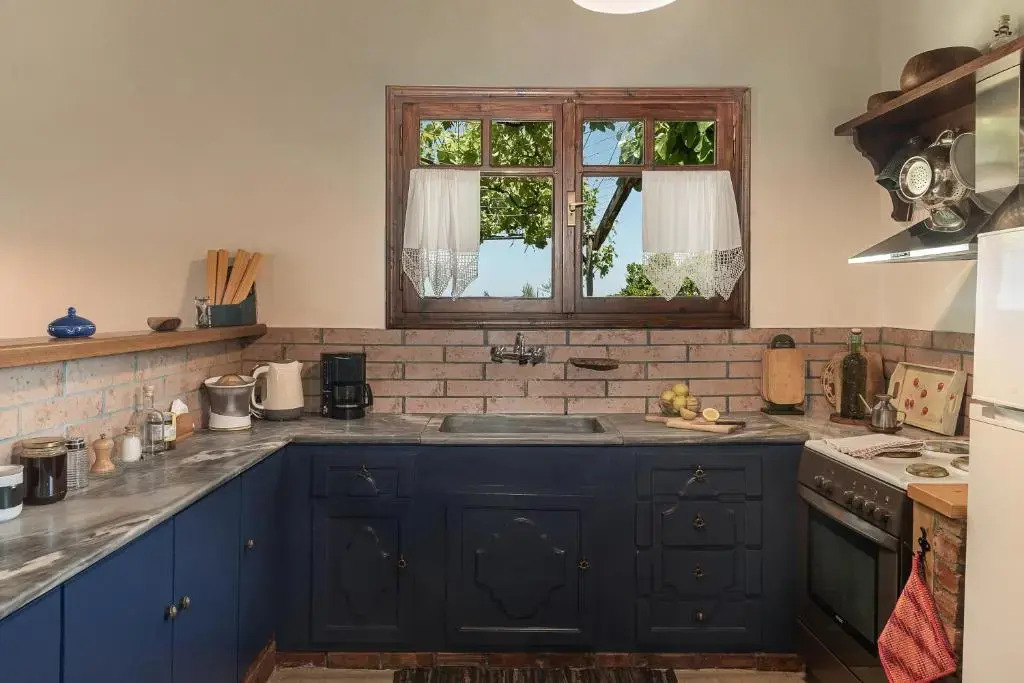 Sarris Home, country house with stunning view