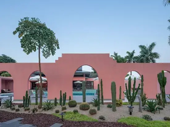 Qingyuan GLX River Hotspring Hotel
