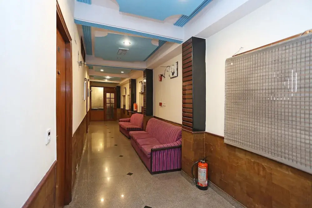 OYO 5425 Hotel The Turquoise