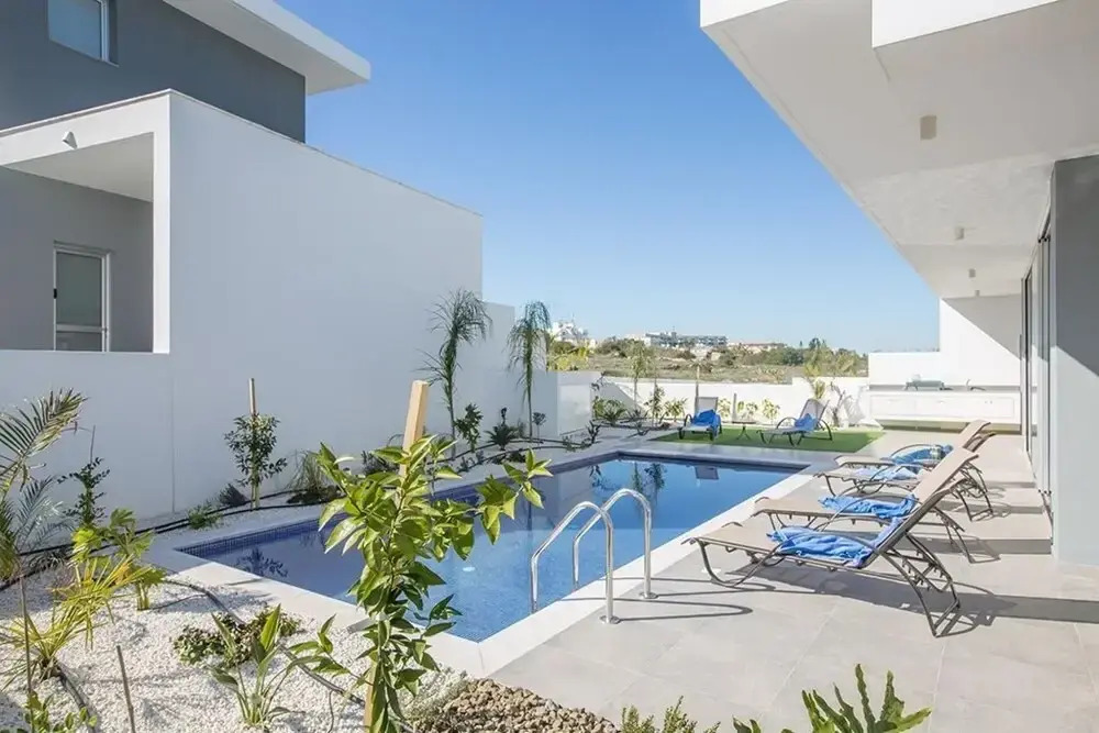Villa Nina AQ Ol18