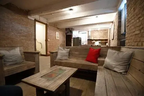 Giotto Apartments