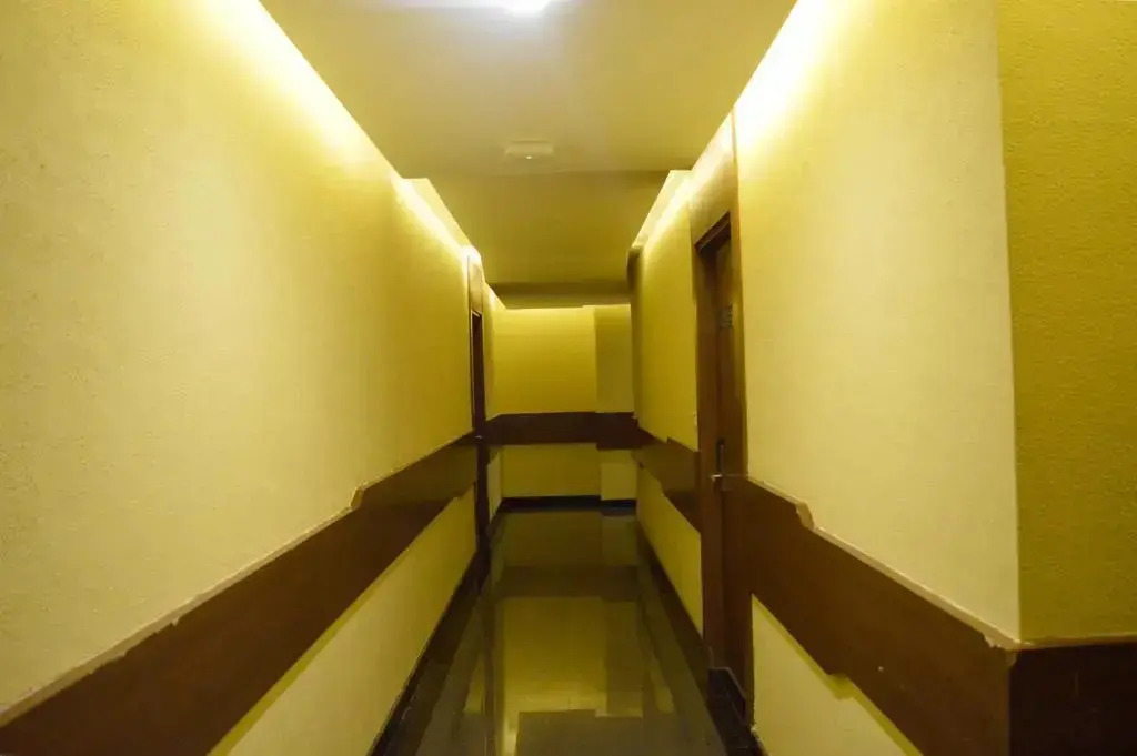 Savoury Business Hotel