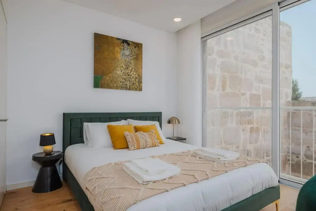 Chimney Luxury House with AC