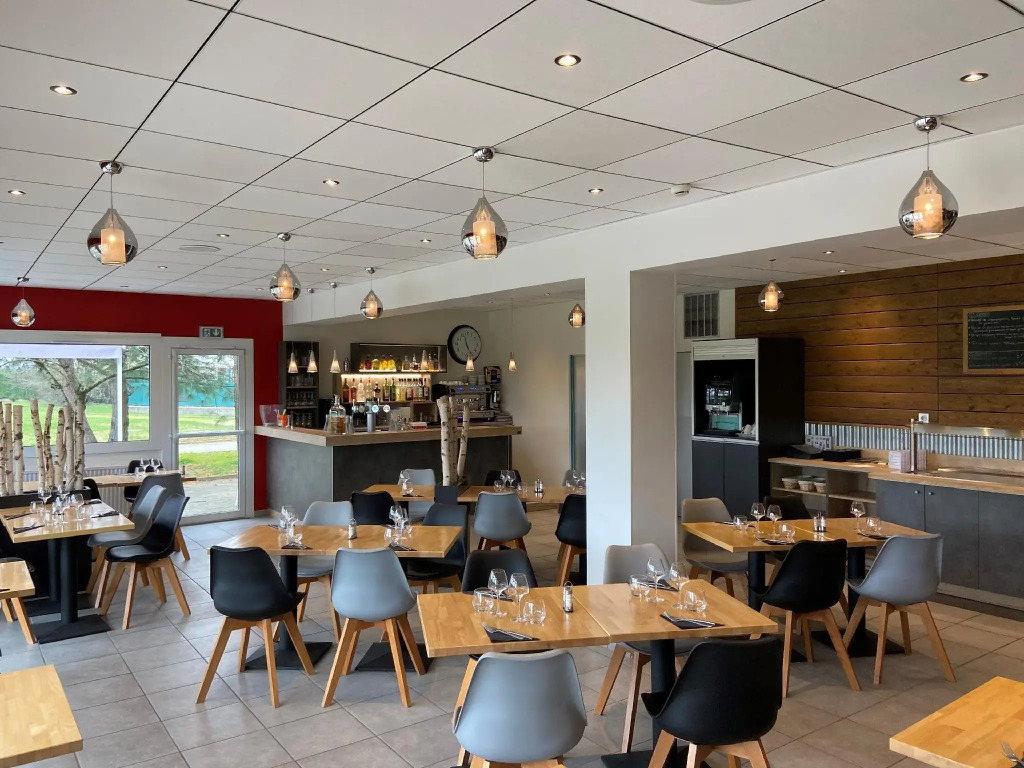 Logis Cris Hôtel et Restaurant, Lyon Sud-Est