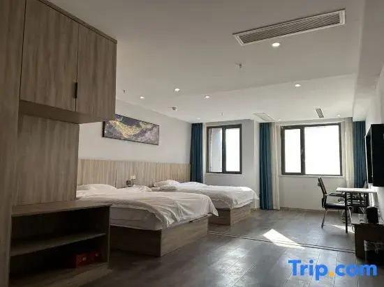 Yatu Hotel (Daminghu Station Huangtai Huanqiu Jiaju Expo Center Branch)