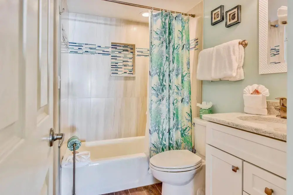 Emerald Isle 401 Fully Updated/beach Front/amazing View!
