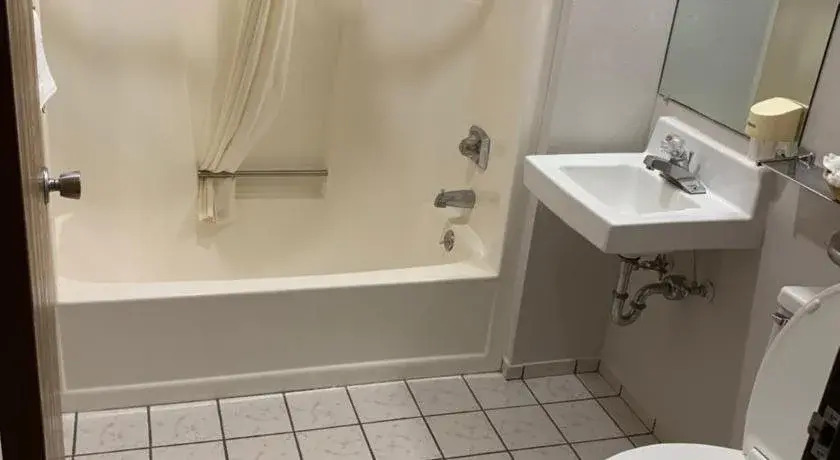 Travel Inn Watertown