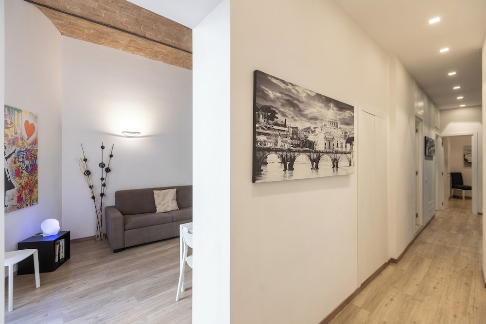 Rental in Rome Sant'angelo Apartment