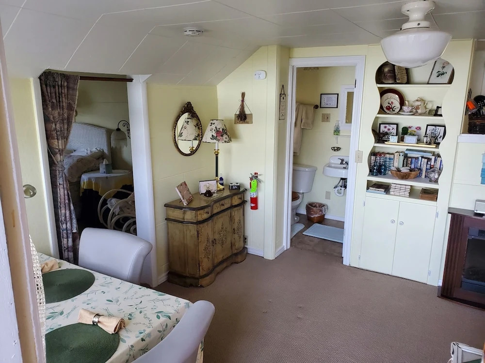 Bay Cottage