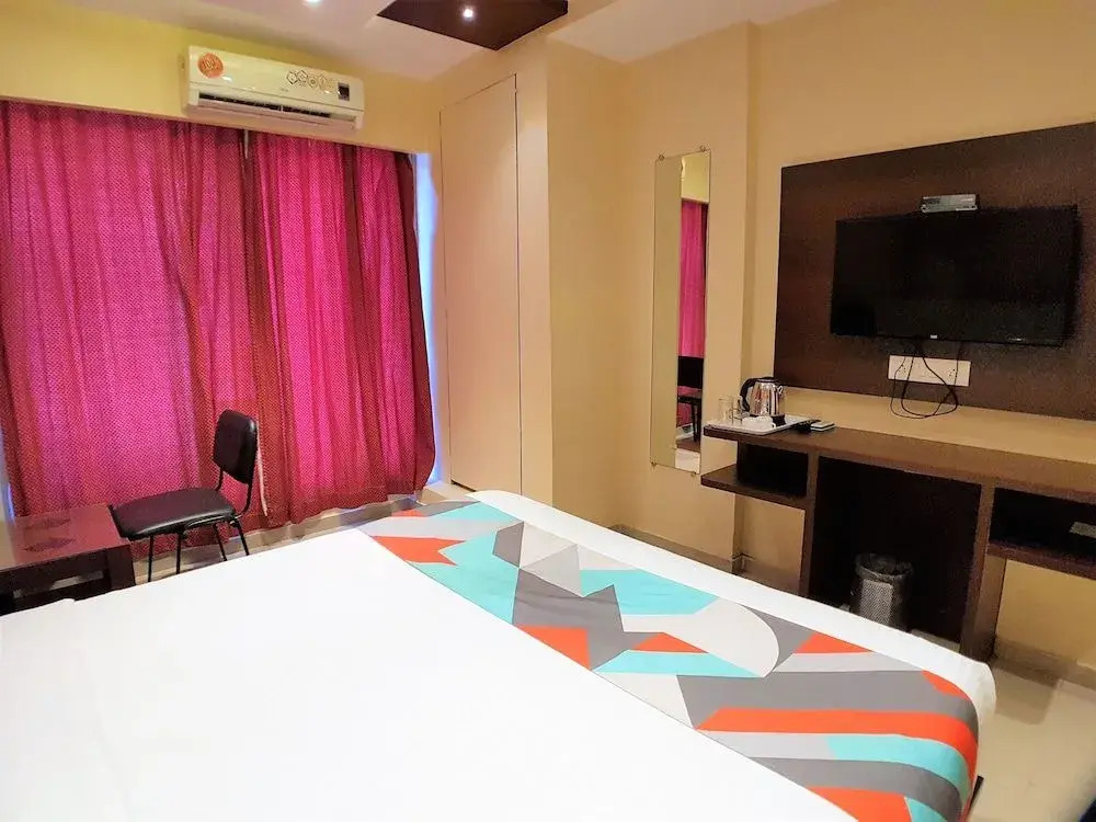 Hexa Malad Suite