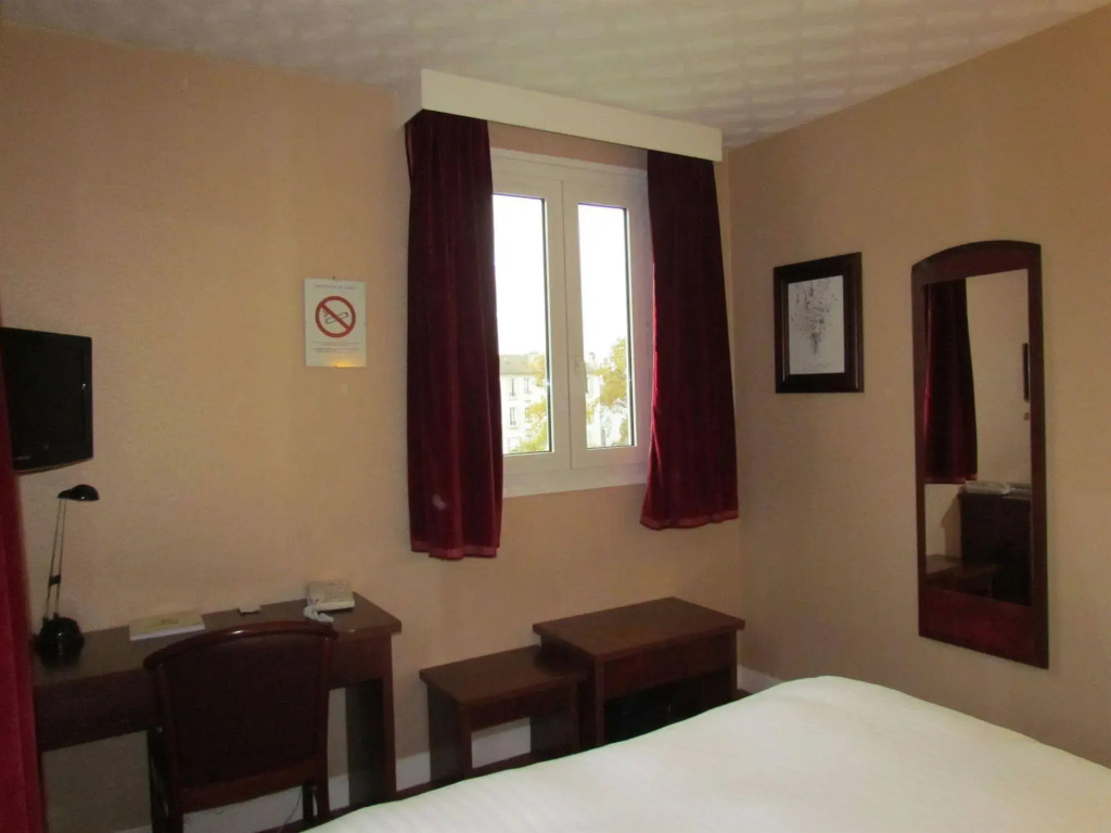 CITY PARC HOTEL - Proche Paris Nord & CDG Aéroport - Parc des Expositions