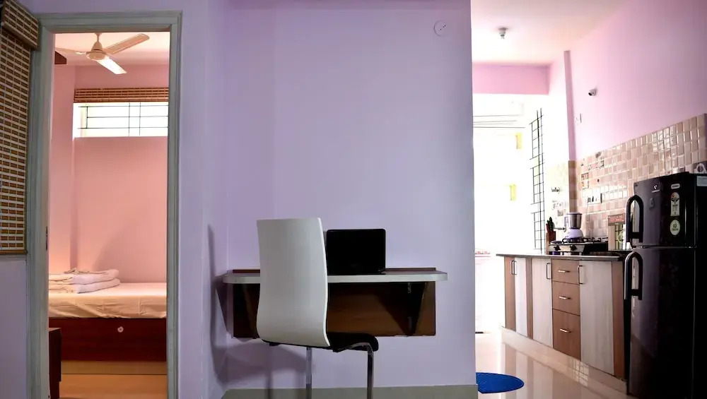 Rainbow Service Apartment