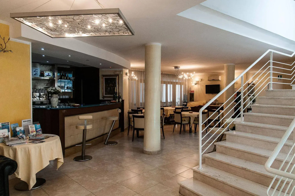 Hotel Demar