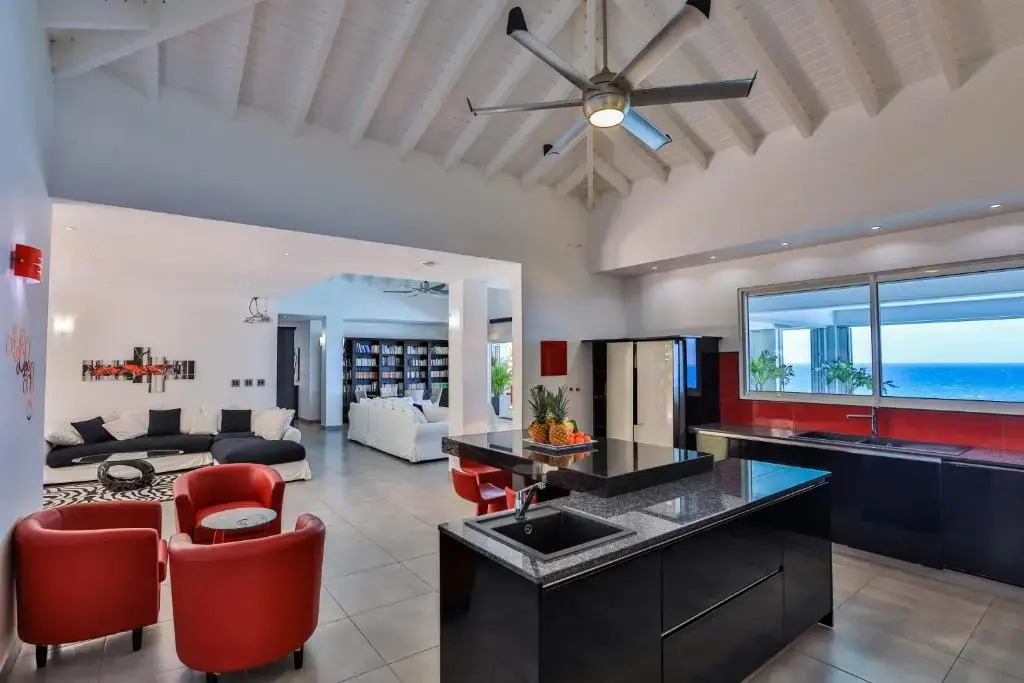 5 Bedrooms Villa Bel Amour, luxury and awesome sea view - SXM