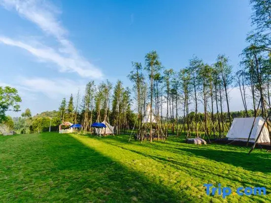 Yunmen 5 Seasons Argyle Resort Hotel
