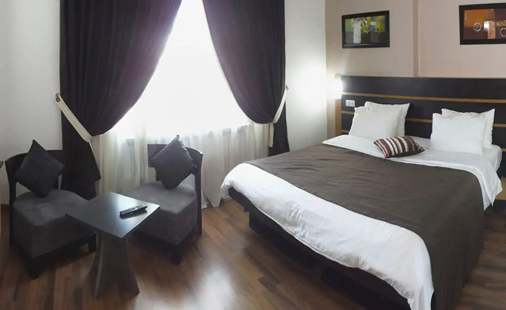 Clean Hotel