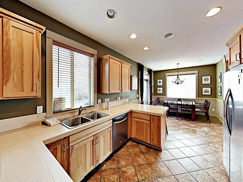 Posh - 3 Br Home