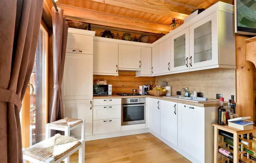 Awesome Apartment in Zagreb With 2 Bedrooms, Wifi and Outdoor Swimming Pool