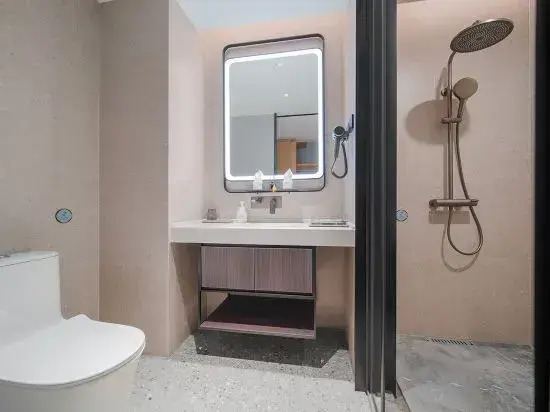 Country Inn & Suites by Radisson，Zhaoqing Sihui Dawang Square Hotel
