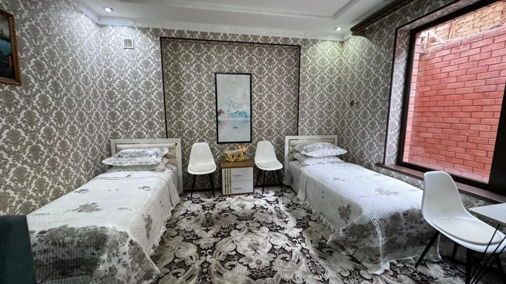 Duplex House in center, old city, Tashkent city, drujba narodov
