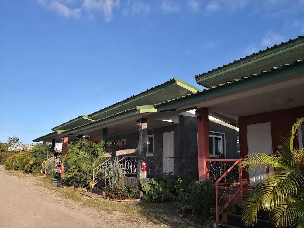 Ban Khunsiri