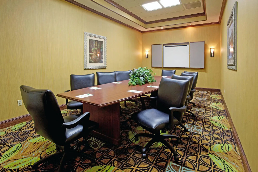 Hotel Indigo Mount Pleasant by IHG