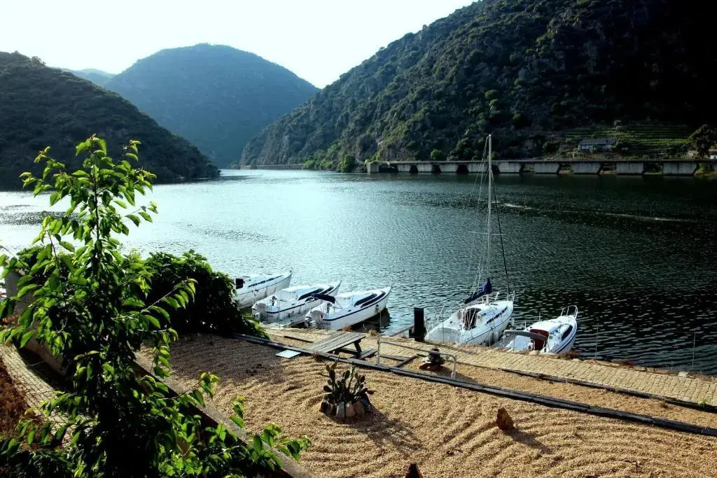 Douro Fluvina Yachts & Chalets